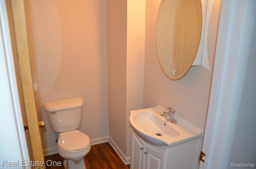 10126 Beecher Road Flushing, MI 48433 - Photo 19 of 26 DSC_5850.jpg