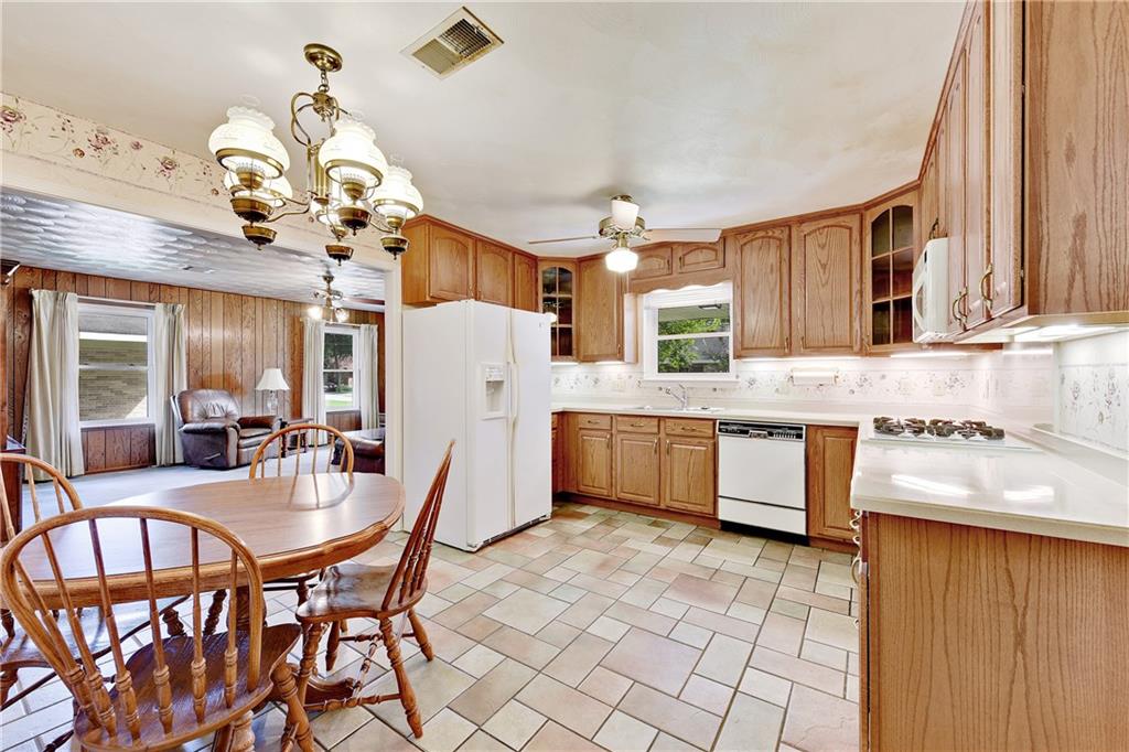 8710 Darby Lane River Ridge, LA 70123 - Photo 8 of 17 Gallery Image 8