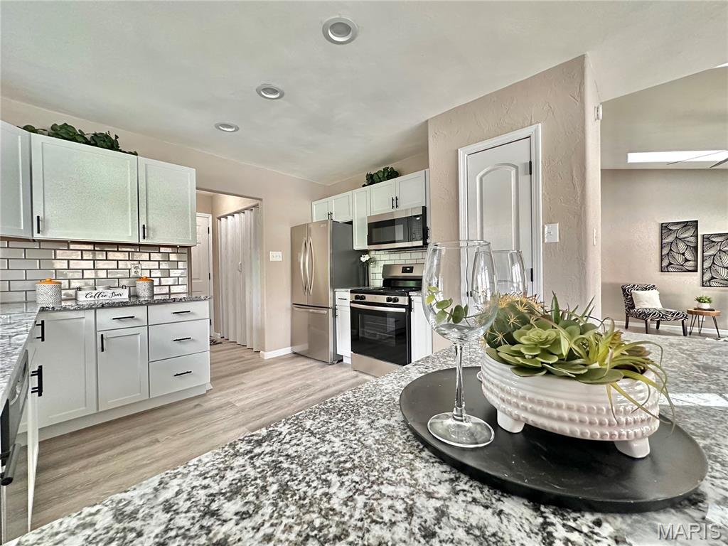 2033 Mapleleaf Drive Collinsville, IL 62234 - Photo 11 of 32