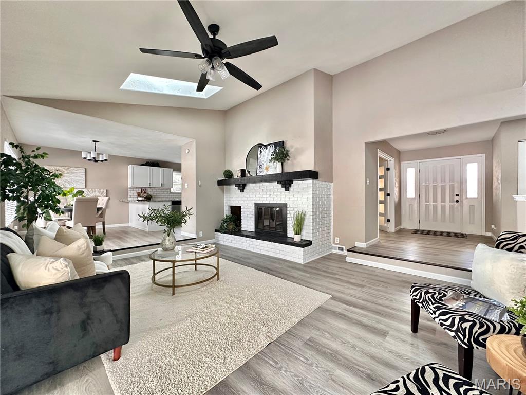 2033 Mapleleaf Drive Collinsville, IL 62234 - Photo 4 of 32