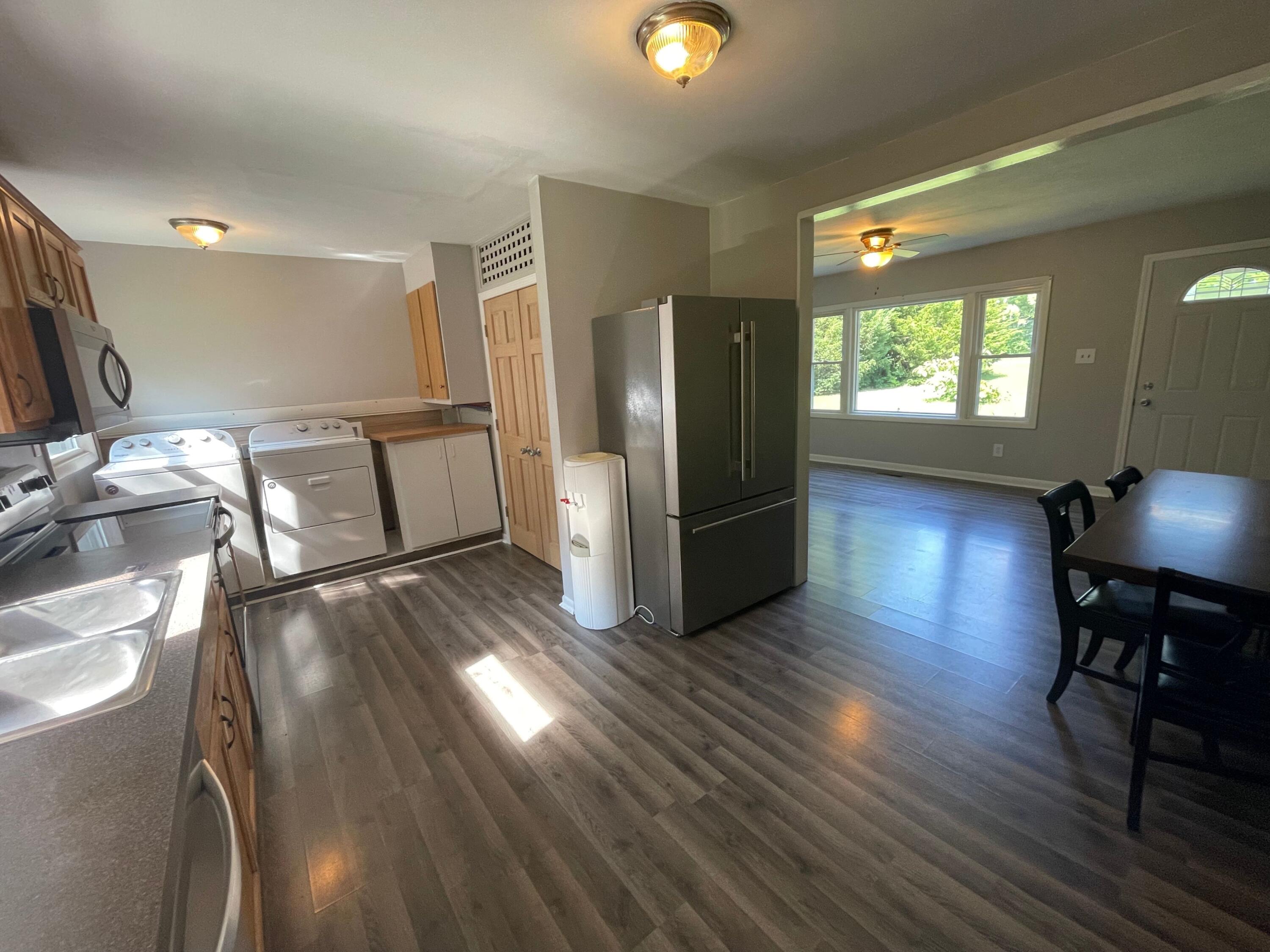6026 Oakpoint Road Jackson, MI 49201 - Photo 3 of 12 3