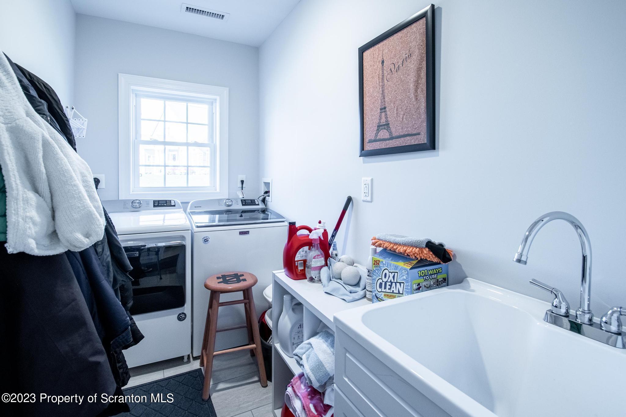 12 Avalon Road Clarks Summit, PA 18411 - Photo 21 of 32 Gallery Image 21