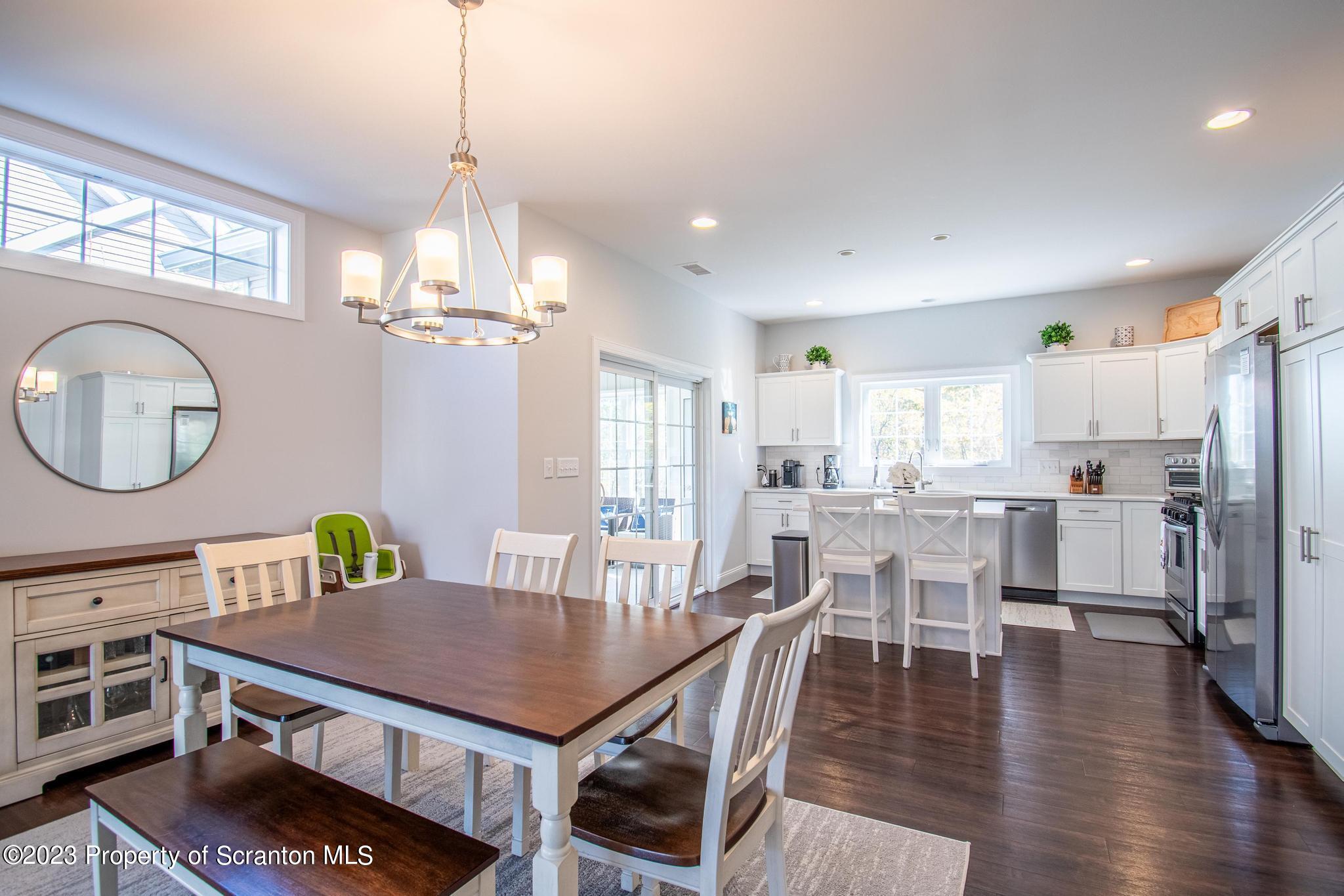 12 Avalon Road Clarks Summit, PA 18411 - Photo 4 of 32 Gallery Image 4
