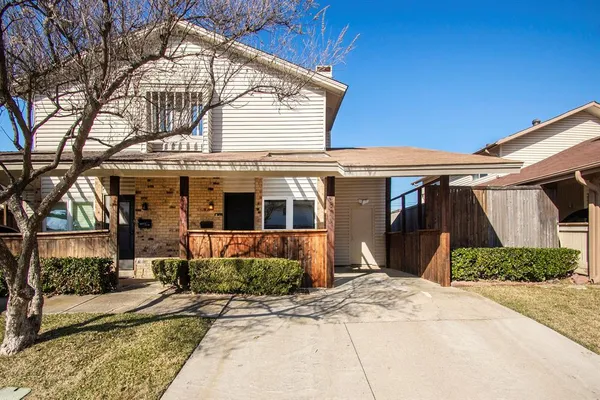 $2,595 | 2611 Via Cordova, Carrollton, TX 75006