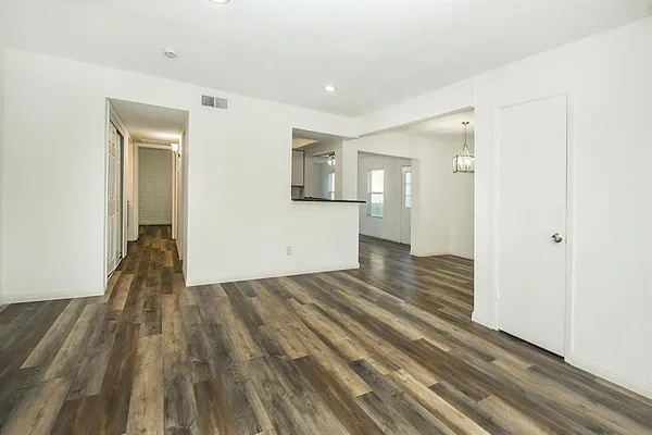 $2,595 | 2611 Via Cordova, Carrollton, TX 75006