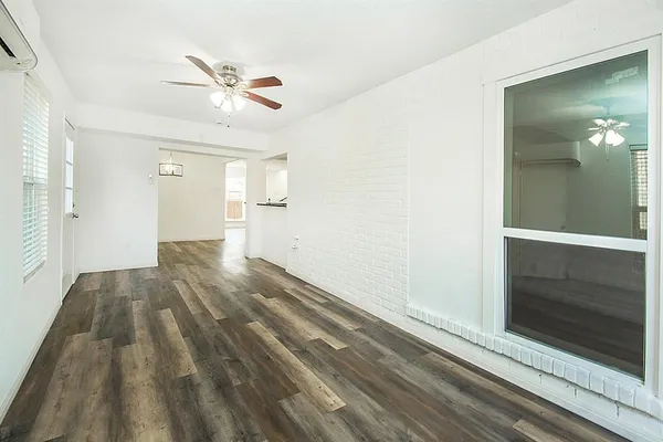 $2,595 | 2611 Via Cordova, Carrollton, TX 75006