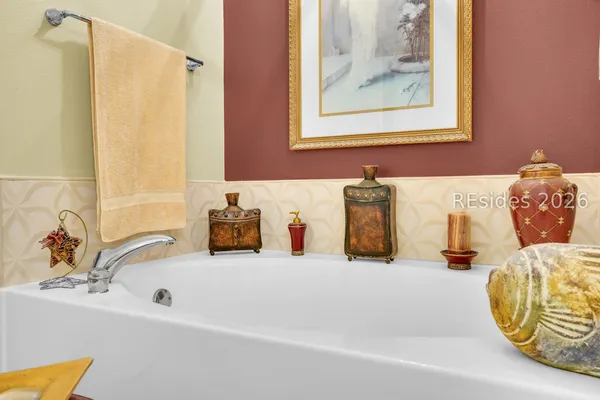 $584,900 | 15 Clairborne Court, Bluffton, SC 29909