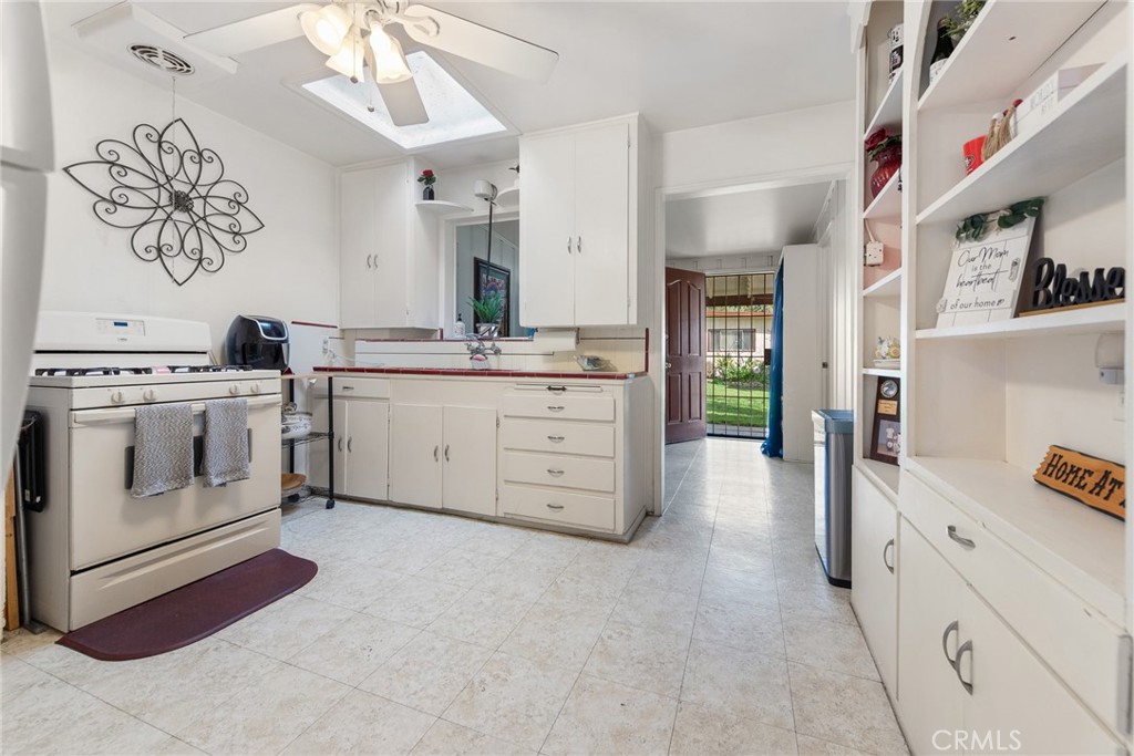 4481 13th Street Riverside, CA 92501 - Photo 13 of 48 unit #4481