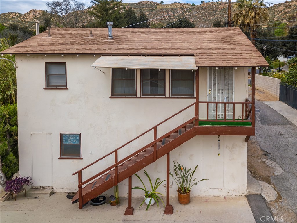 4481 13th Street Riverside, CA 92501 - Photo 35 of 48 two-story includes units #4487 and #4485