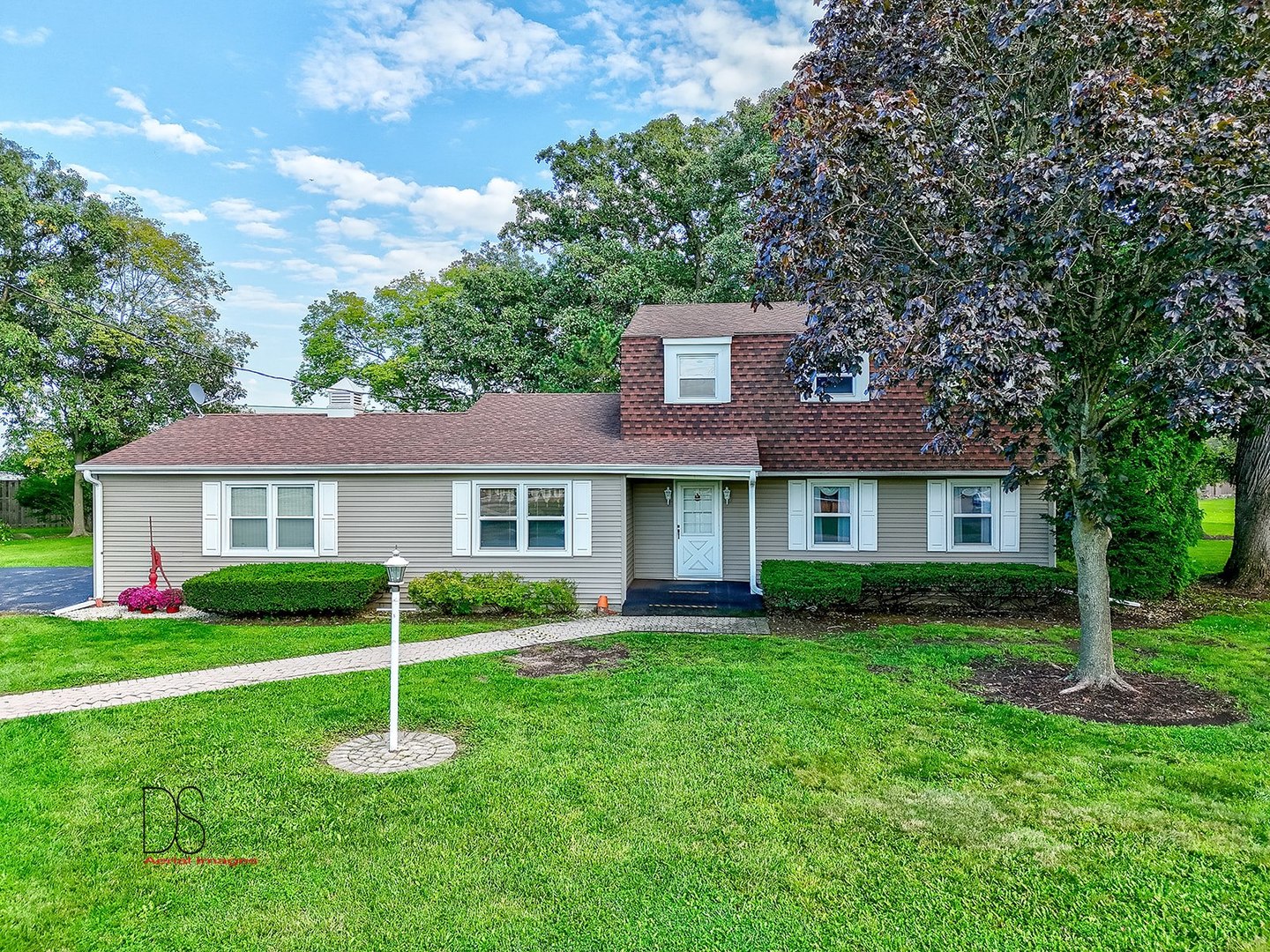 11450 North Tabler Road Minooka, IL 60447 - Photo 2 of 25