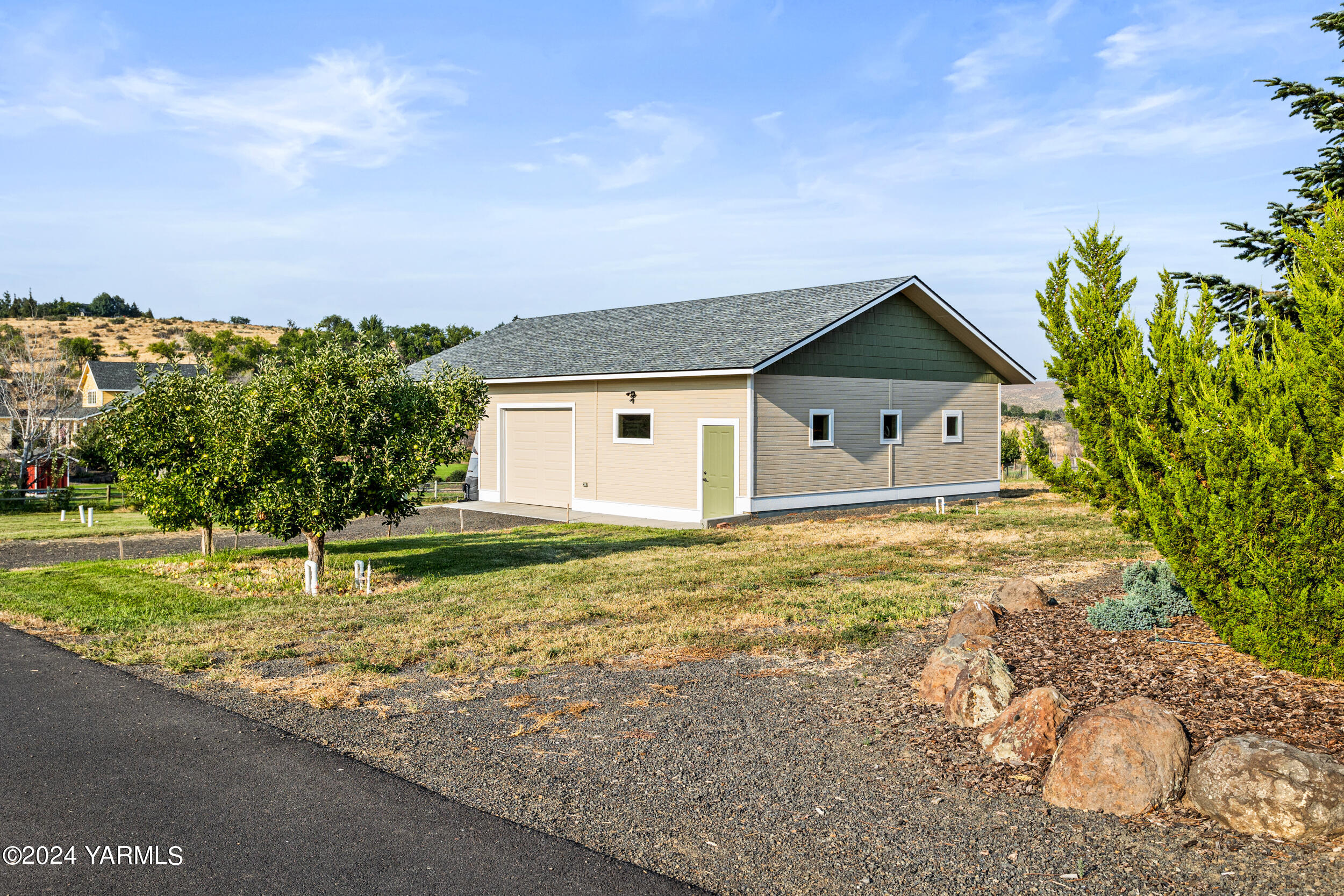 12401 Summitview Ext Road Yakima, WA 98908 - Photo 17 of 63 12401SummitviewExt_28
