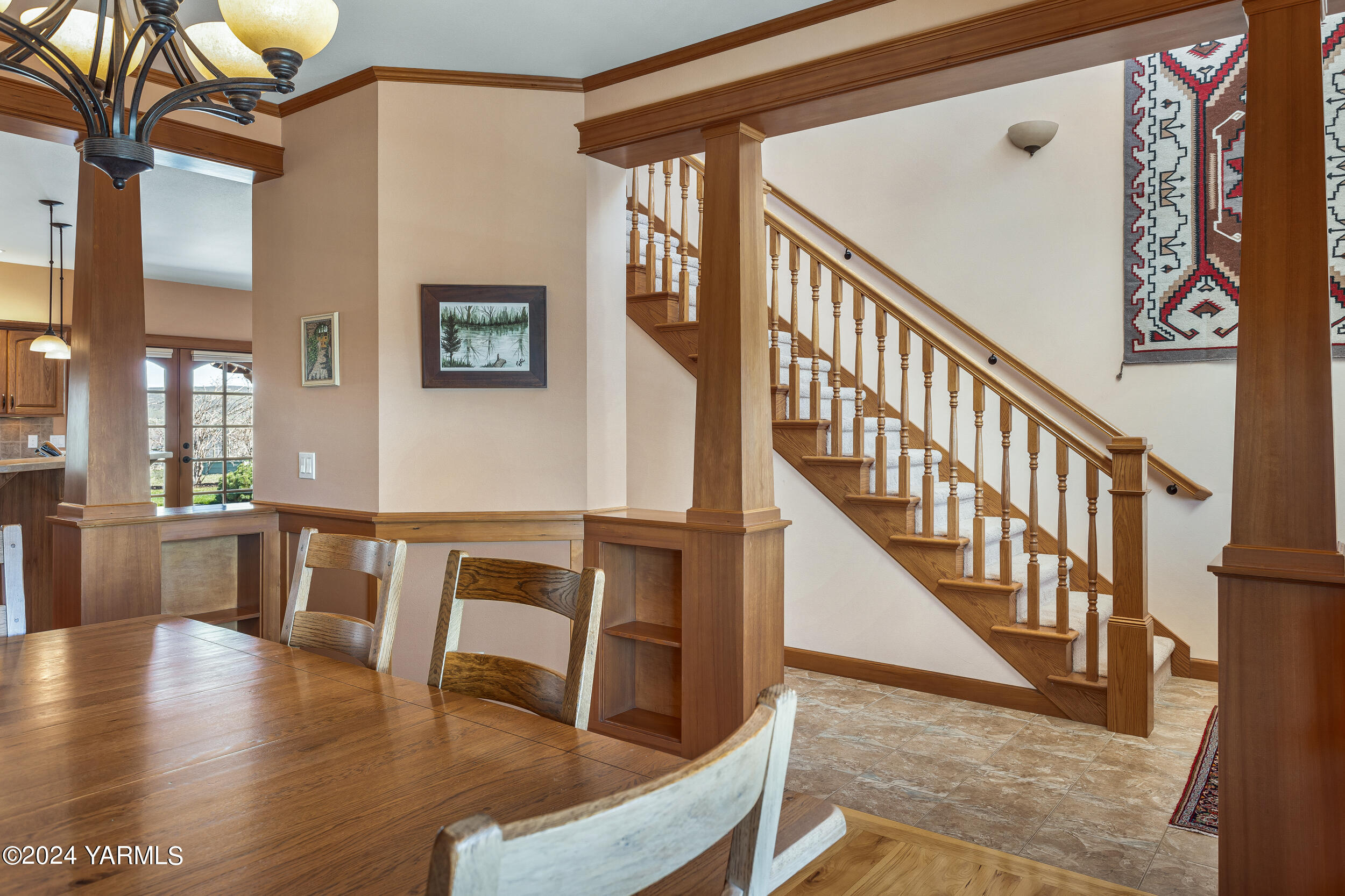 12401 Summitview Ext Road Yakima, WA 98908 - Photo 50 of 63 a view of an entryway with wooden floor