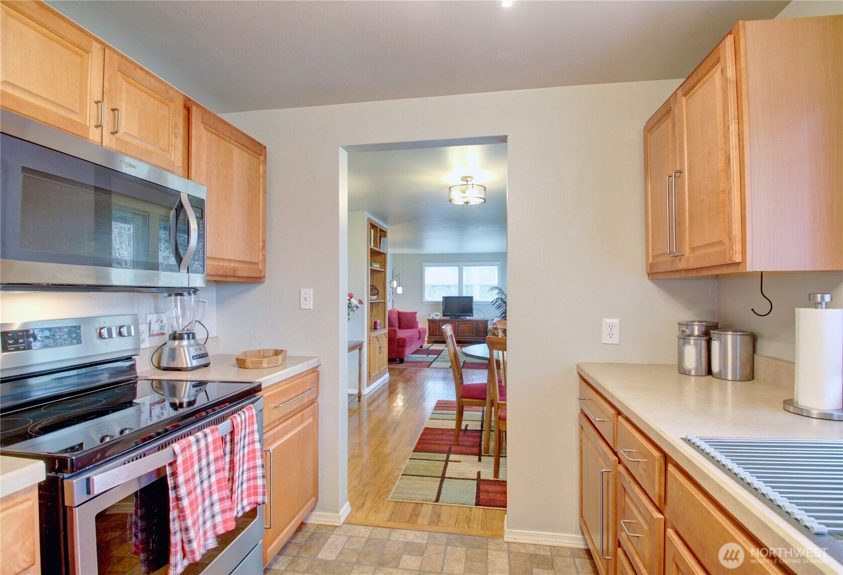 1903 23rd Street Anacortes, WA 98221 - Photo 14 of 36