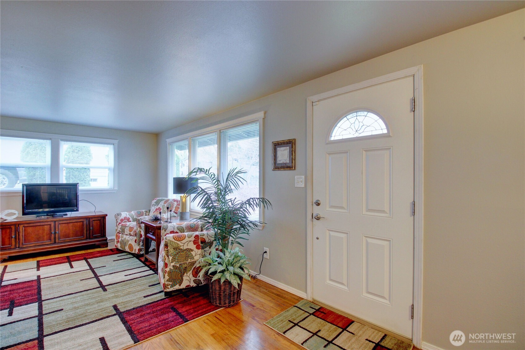 1903 23rd Street Anacortes, WA 98221 - Photo 3 of 36