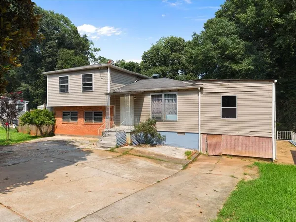 $260,000 | 6186 Holiday Boulevard, Forest Park, GA 30297