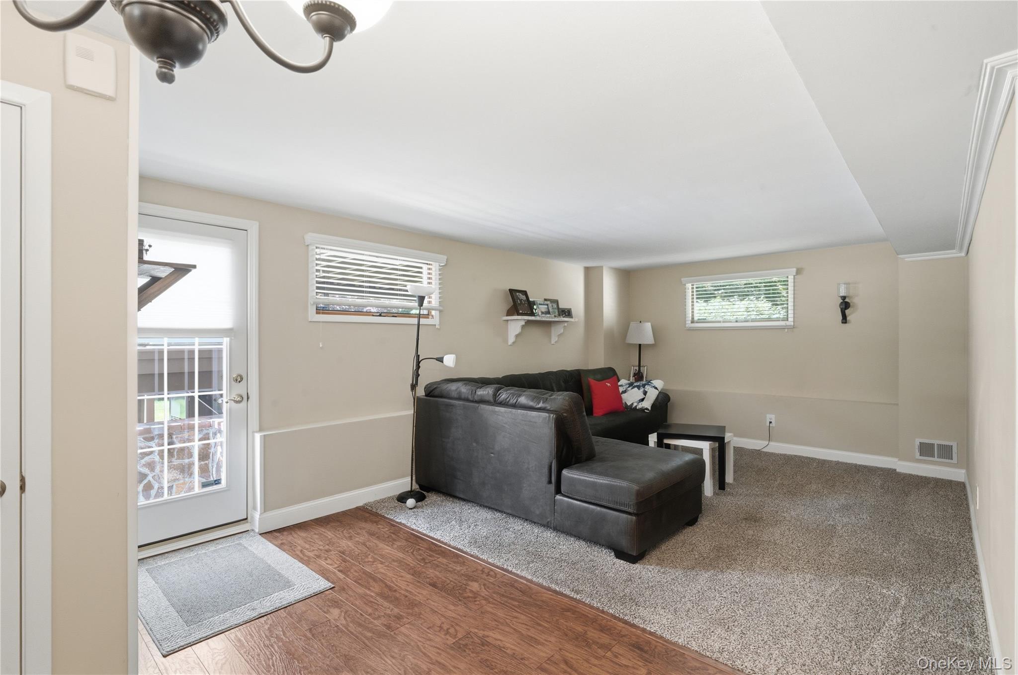 50 Amsterdam Road Smithtown, NY 11787 - Photo 26 of 42