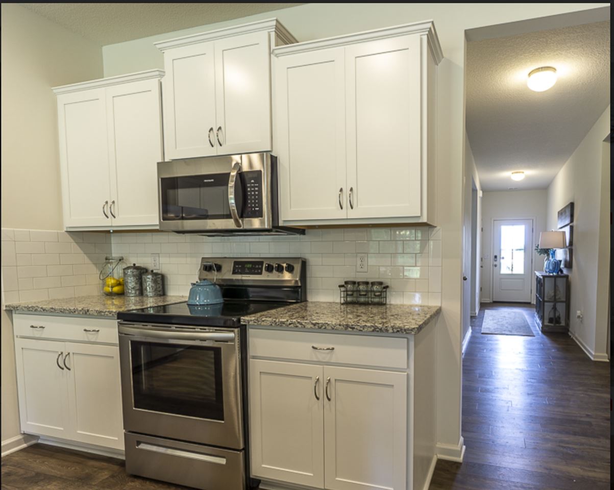 5371 Crossfield Road Memphis, TN 38109 - Photo 3 of 20