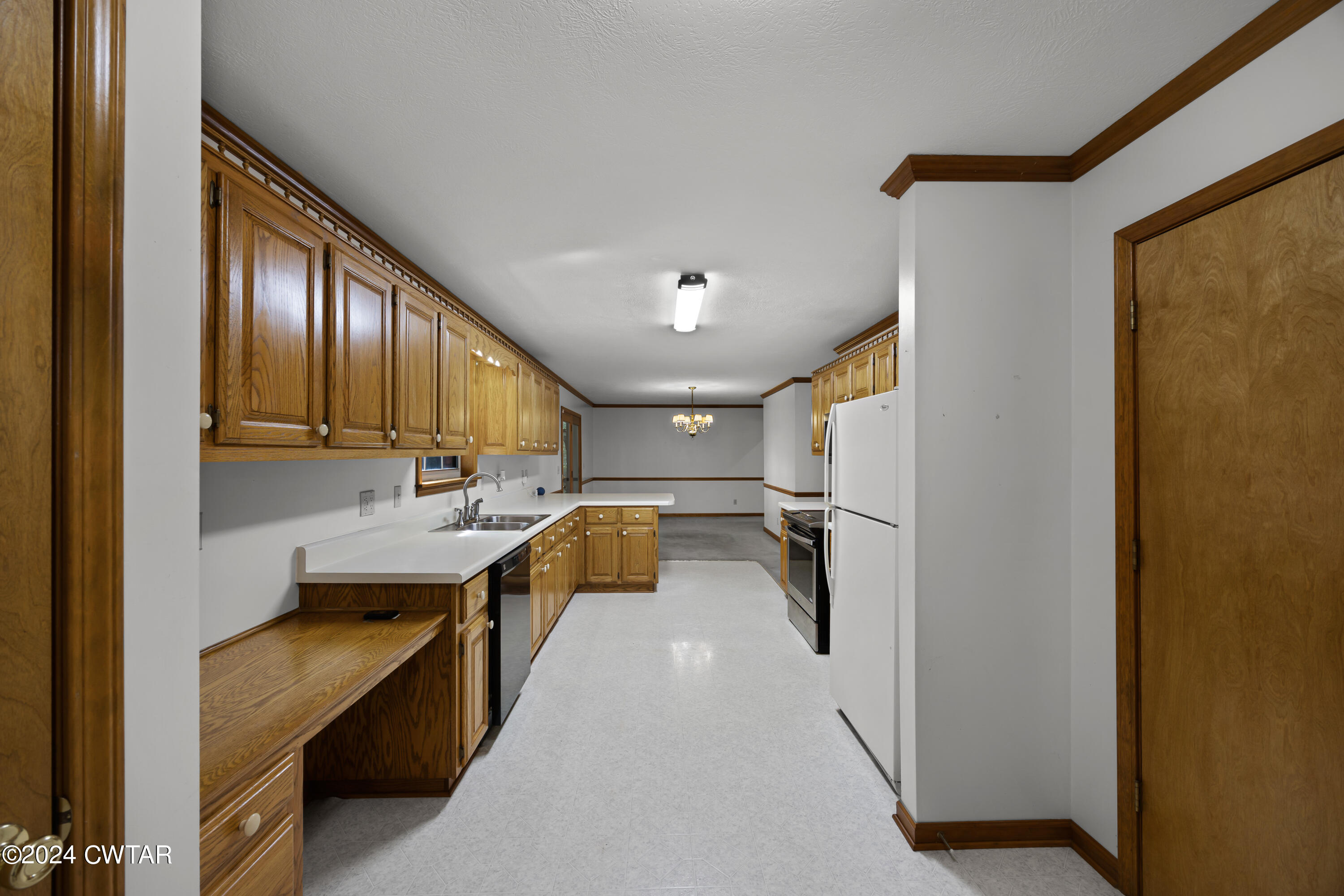 237 Daniel Road Jackson, TN 38305 - Photo 11 of 29 Kitchen