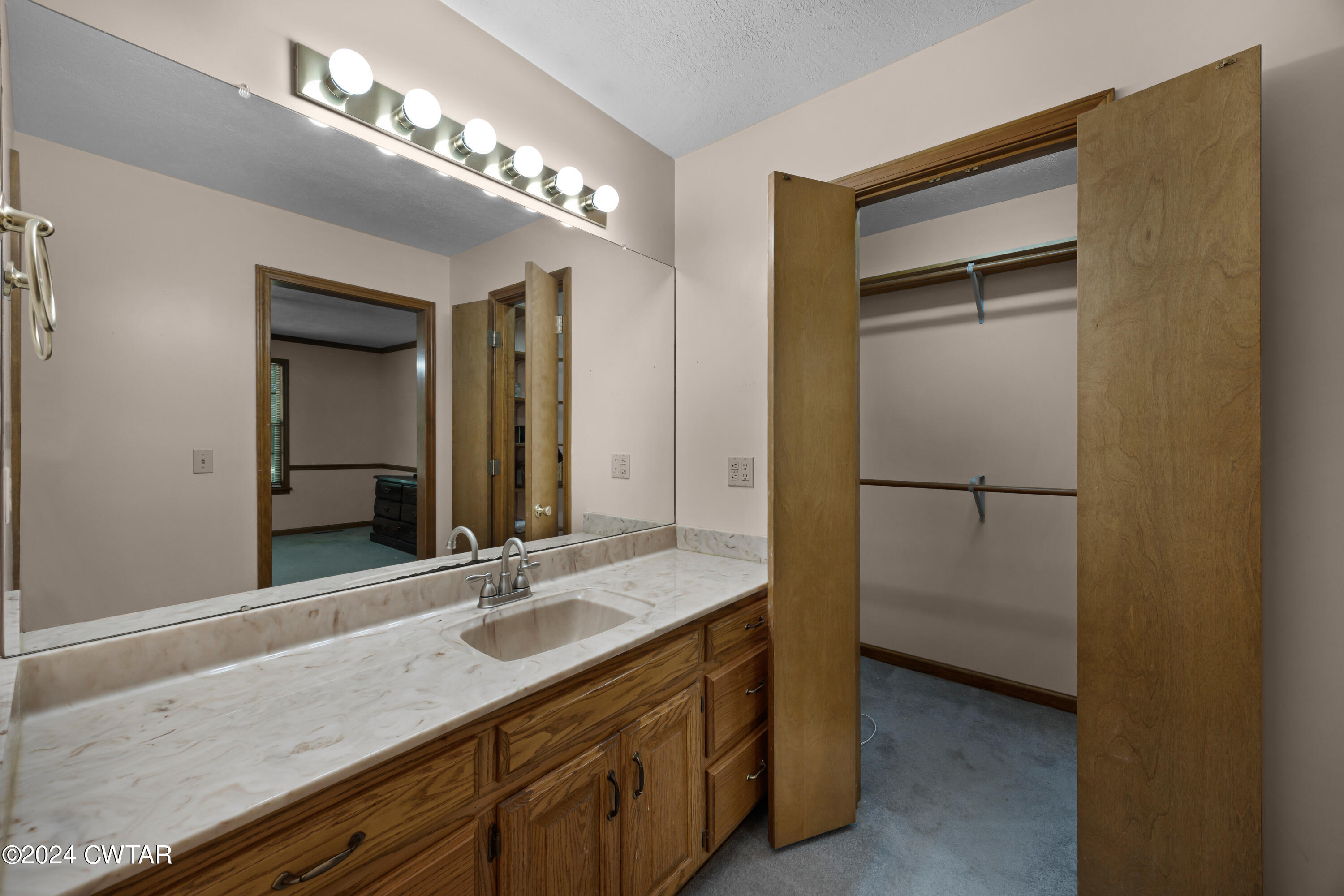 237 Daniel Road Jackson, TN 38305 - Photo 15 of 29 Bath