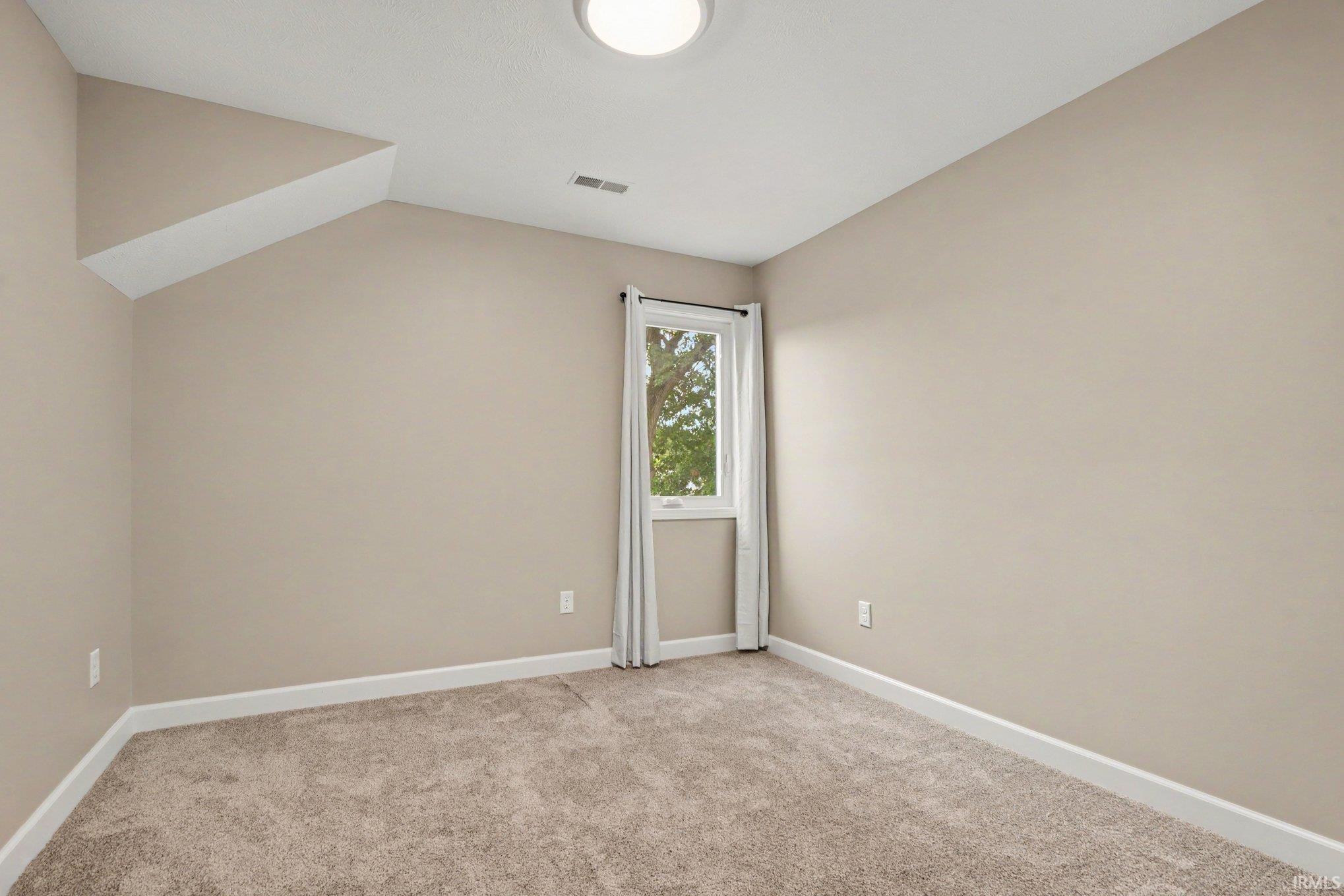 54500 Beech Road Osceola, IN 46561 - Photo 26 of 36 Gallery Image 26