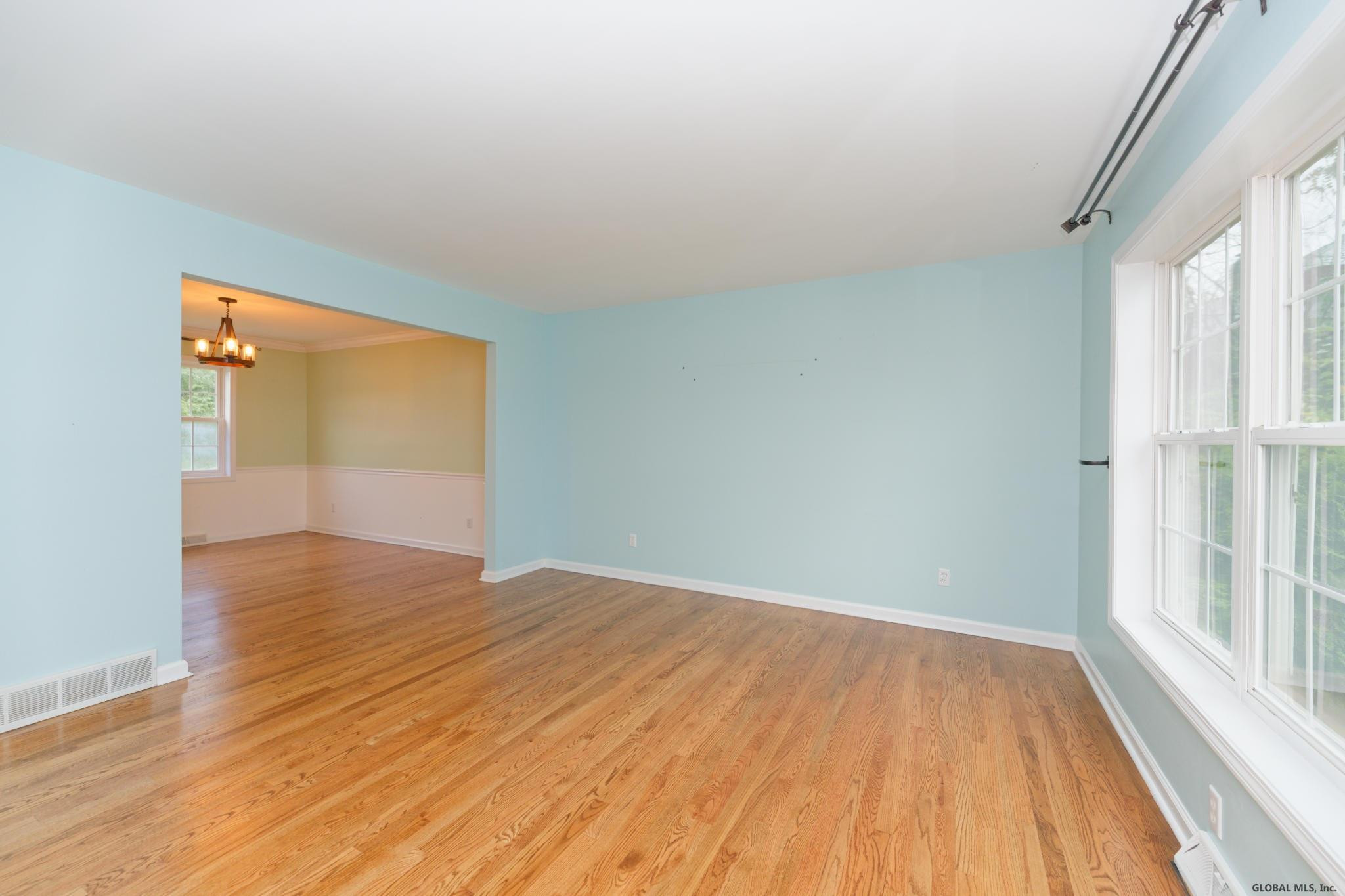 2176 River Road Niskayuna, NY 12309 - Photo 17 of 46 Photo 17