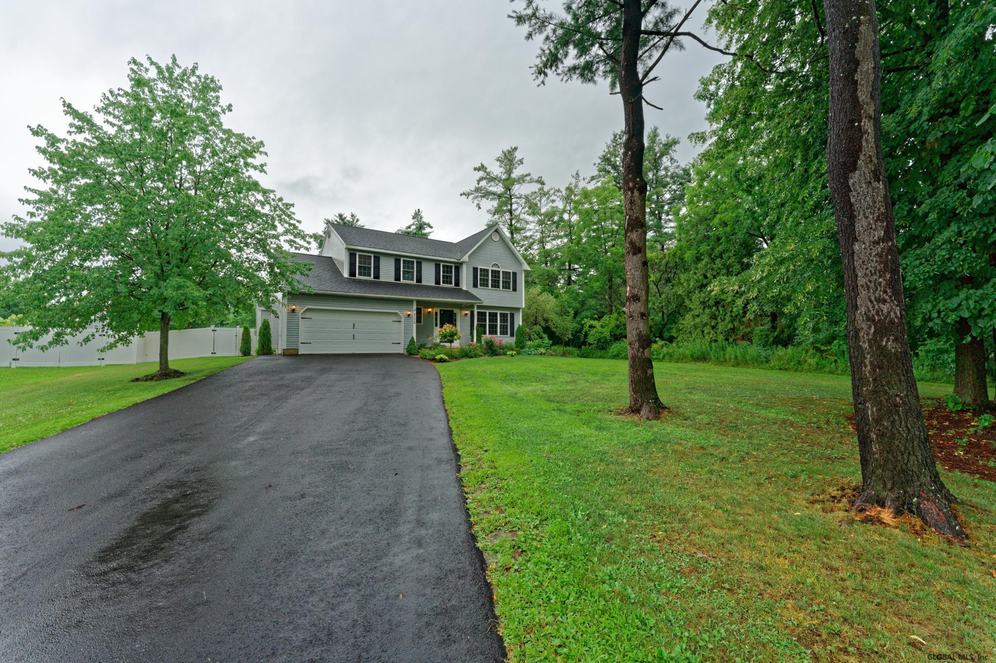 2176 River Road Niskayuna, NY 12309 - Photo 2 of 46 Photo 2