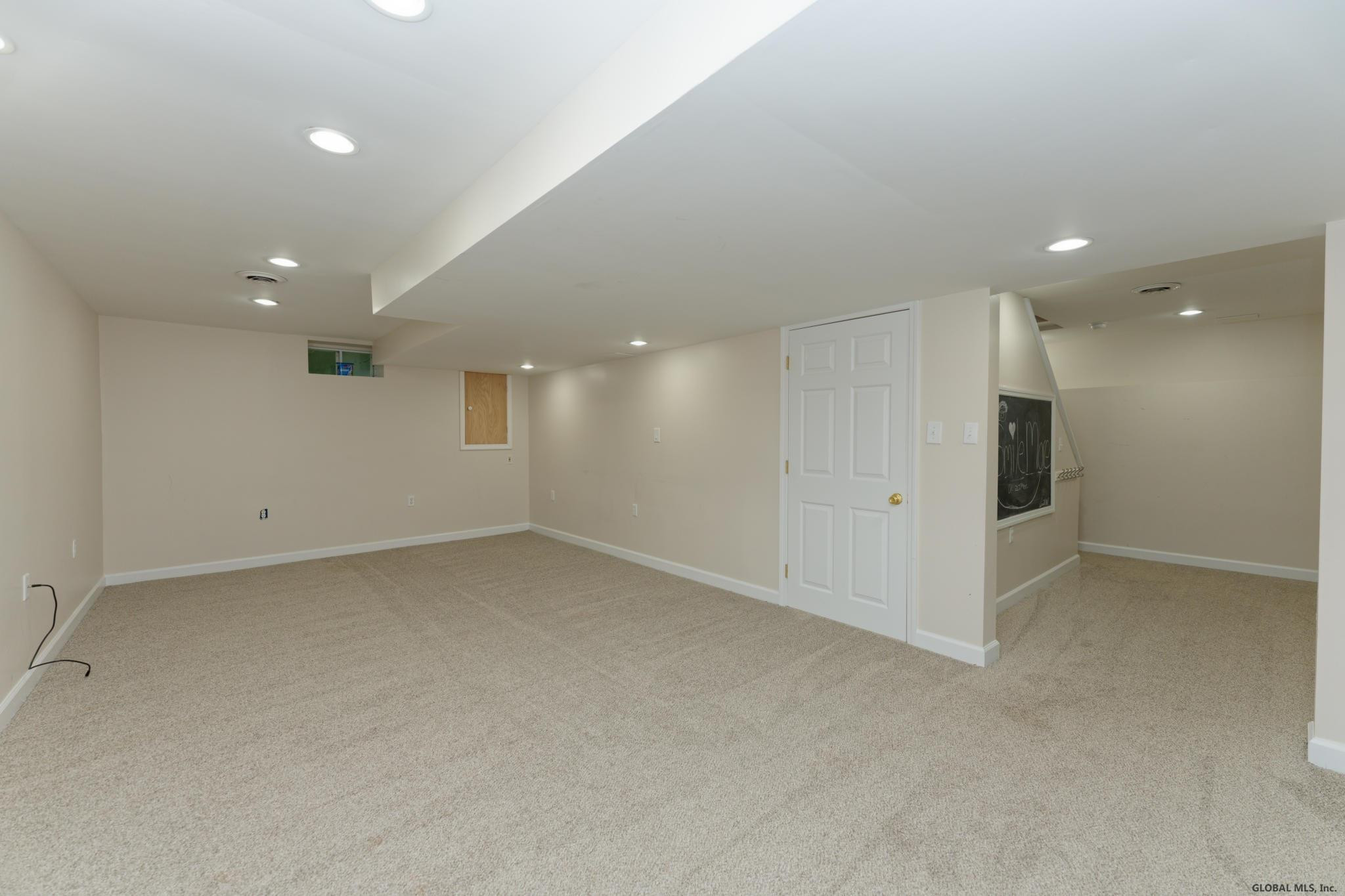 2176 River Road Niskayuna, NY 12309 - Photo 34 of 46 Photo 34
