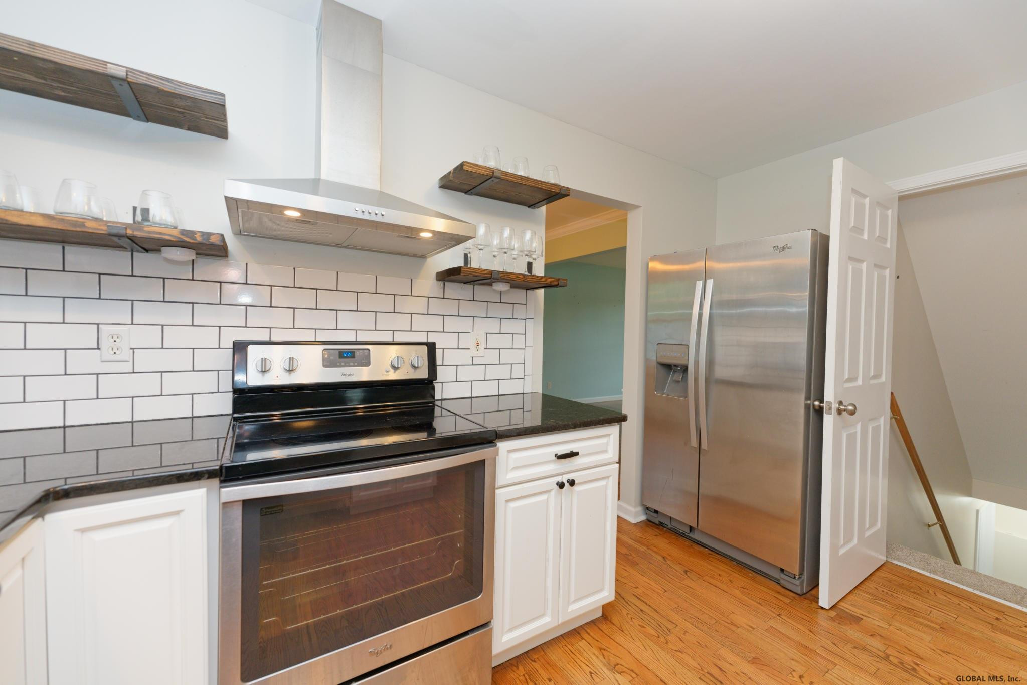 2176 River Road Niskayuna, NY 12309 - Photo 7 of 46 Photo 7