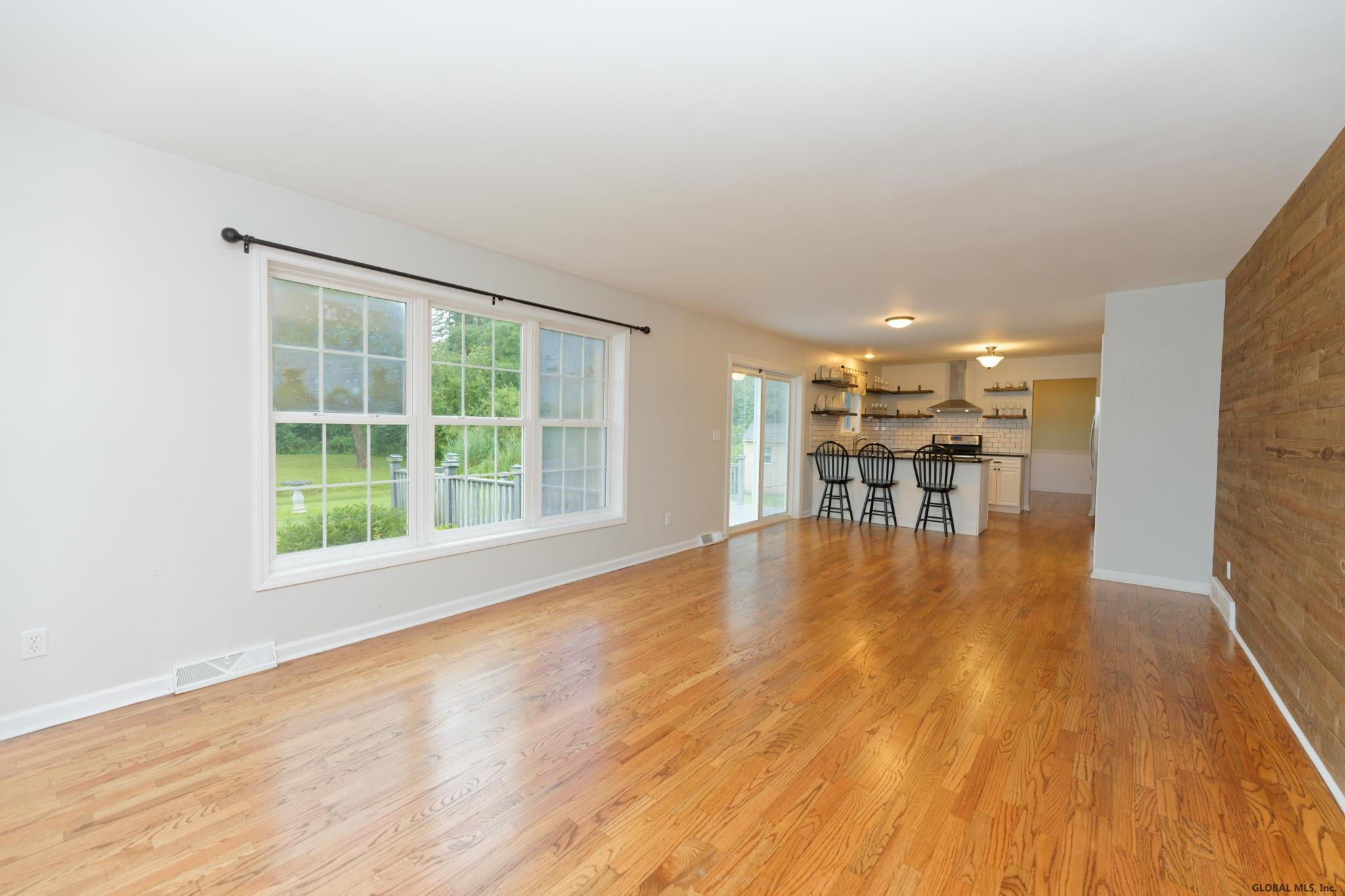 2176 River Road Niskayuna, NY 12309 - Photo 10 of 46 Photo 10