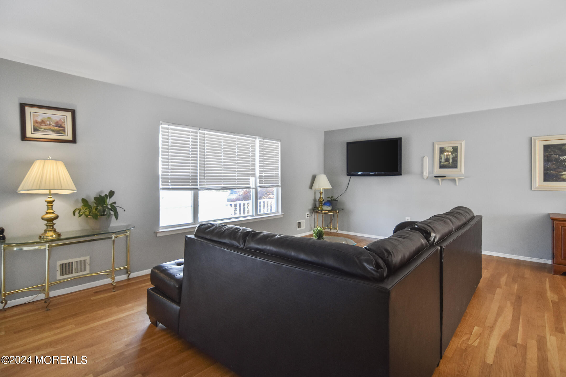 22 Jacob Drive Howell, NJ 07731 - Photo 6 of 31 LR