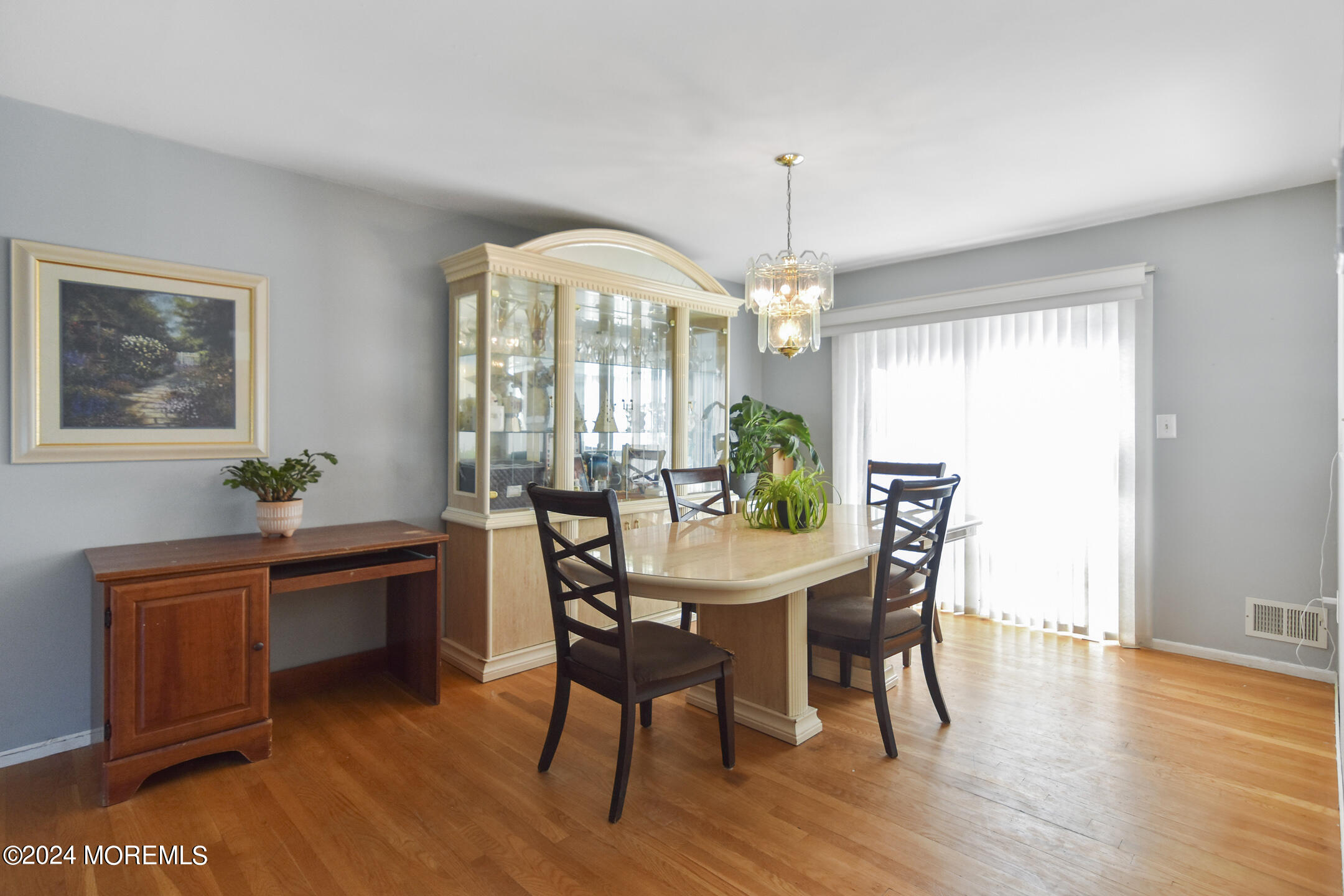 22 Jacob Drive Howell, NJ 07731 - Photo 8 of 31 dr