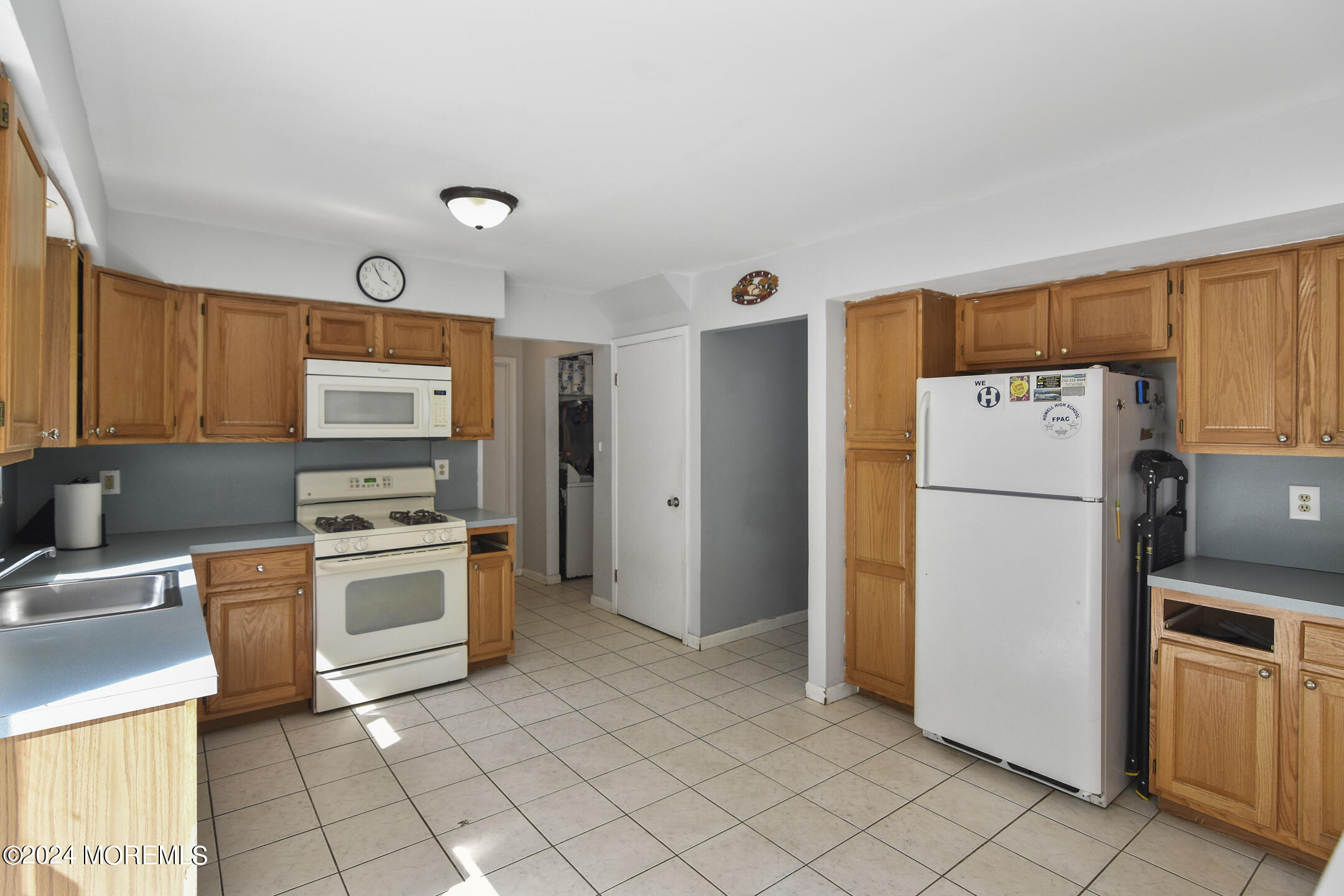 22 Jacob Drive Howell, NJ 07731 - Photo 10 of 31 kit