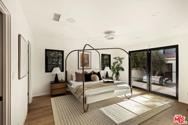 $4,875,000 | 735 North Orlando Avenue, Los Angeles, CA 90069