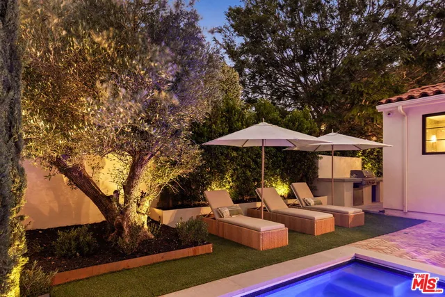 $4,875,000 | 735 North Orlando Avenue, Los Angeles, CA 90069