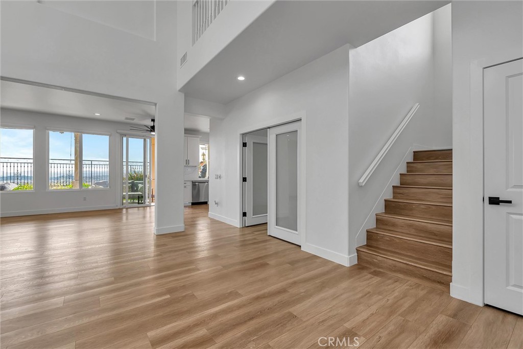 11205 Ravenna Lane Porter Ranch, CA 91326 - Photo 9 of 50 Gallery Image 9