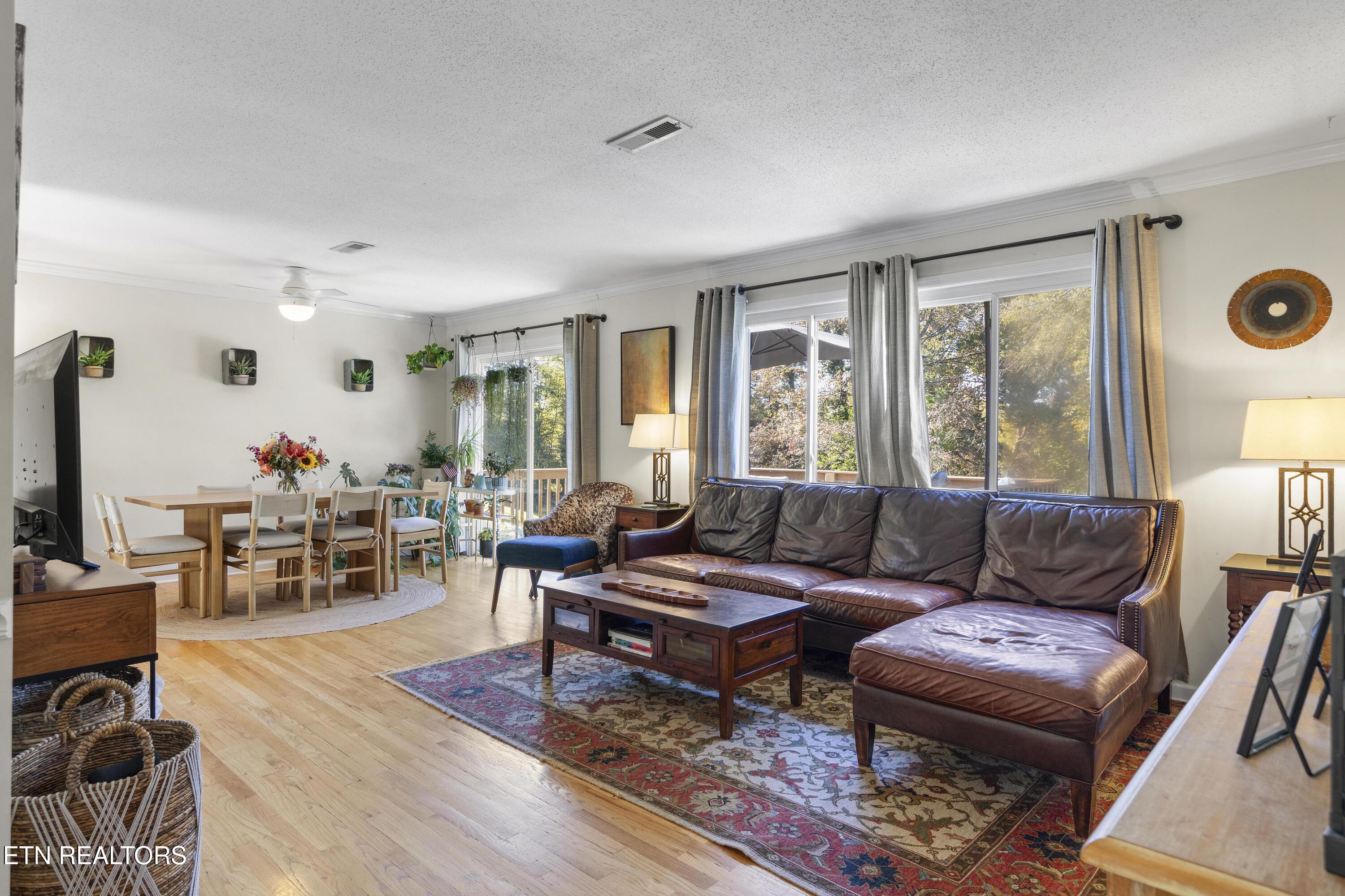 1601 Buckeye Road Knoxville, TN 37919 - Photo 11 of 31 030A9084