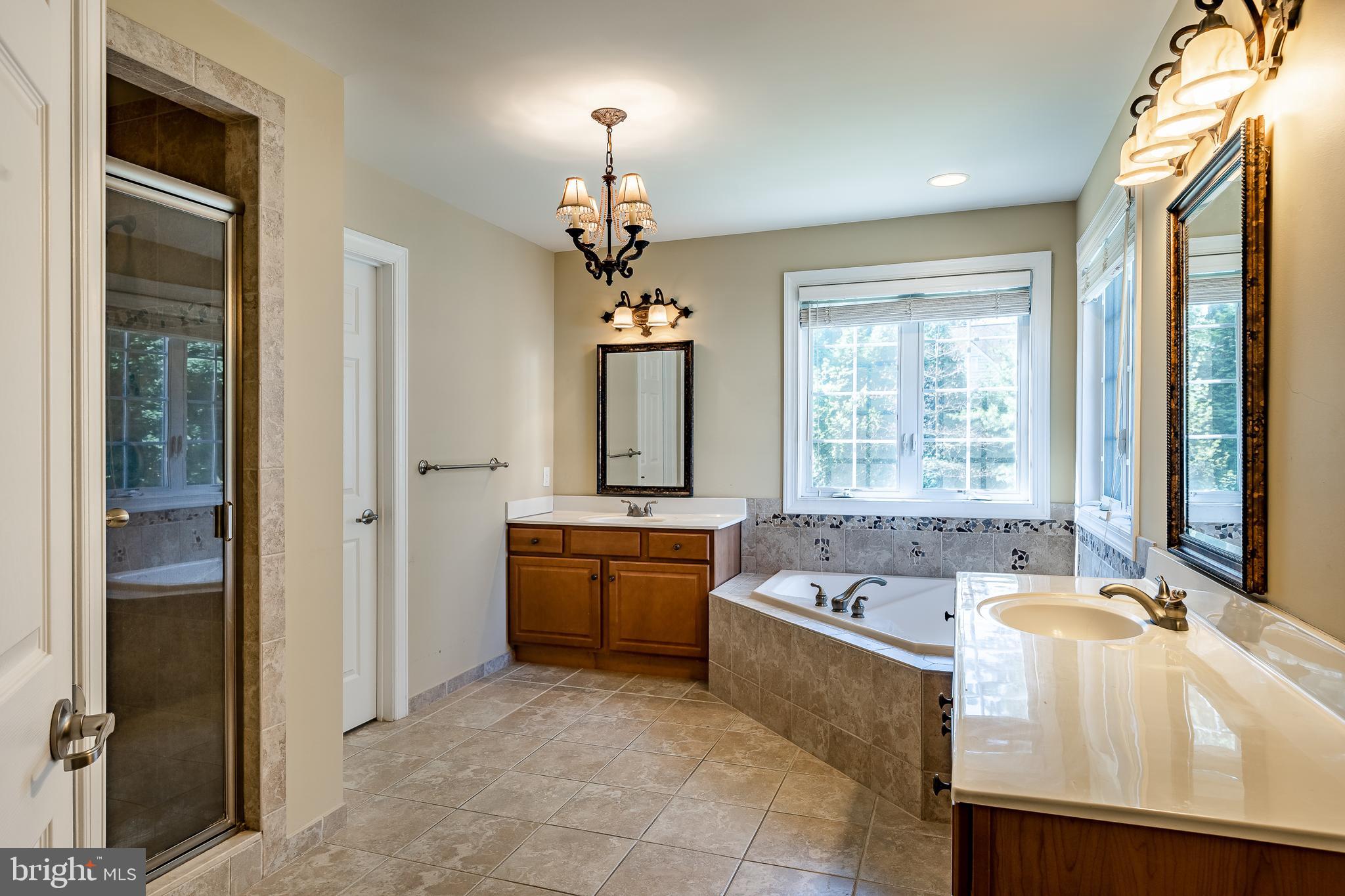 58 Summit Road Malvern, PA 19355 - Photo 35 of 60 Spacious primary bath