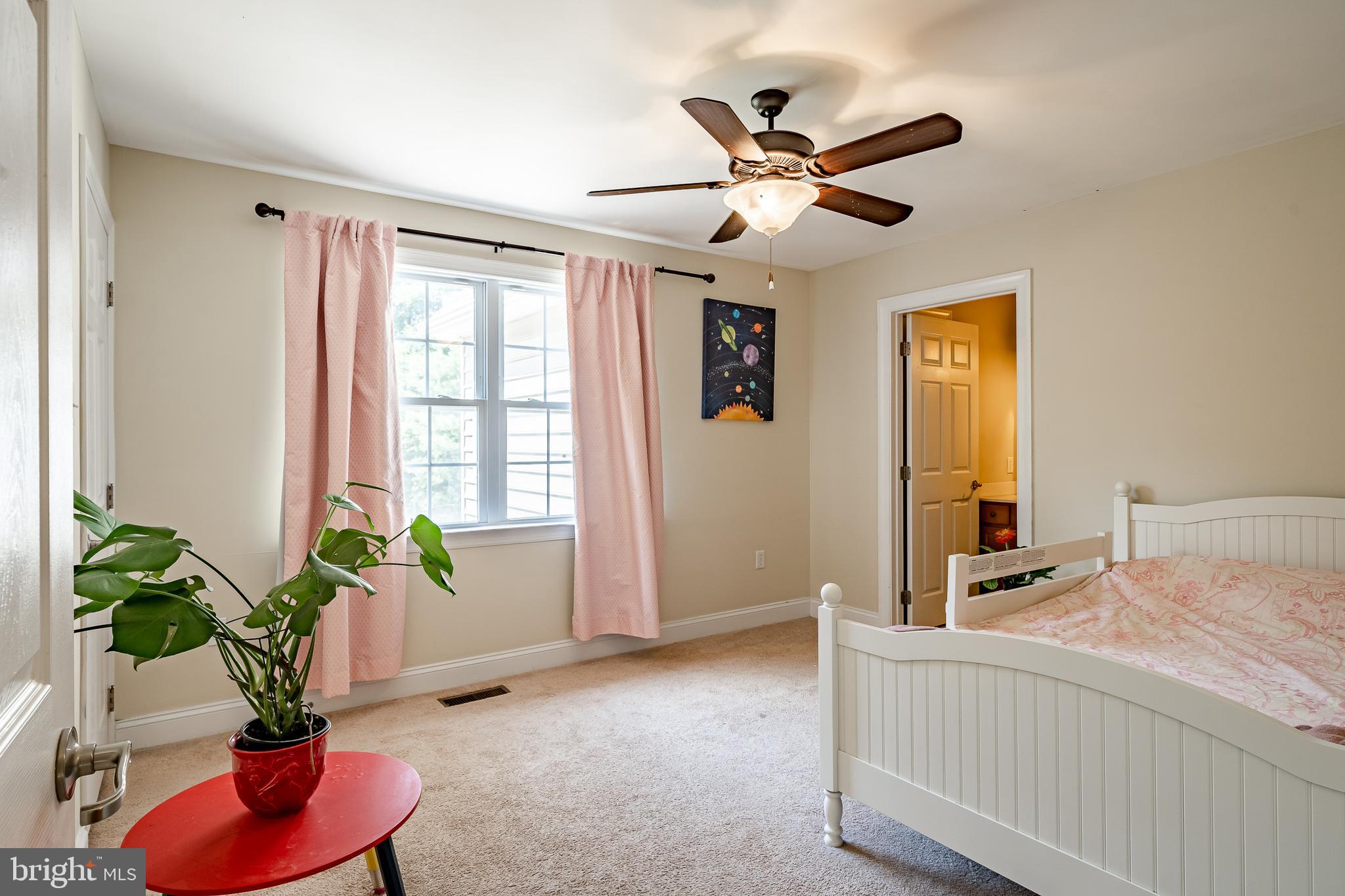 58 Summit Road Malvern, PA 19355 - Photo 41 of 60 princess suite with own full bath