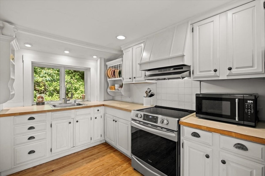 66 Mayflower Ridge Drive Wareham, MA 02571 - Photo 23 of 37