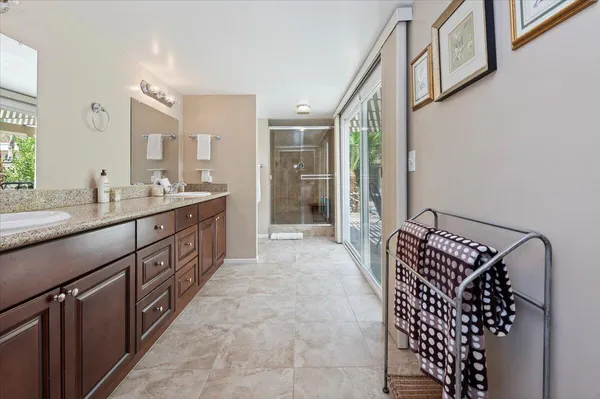 a view of walk in closet