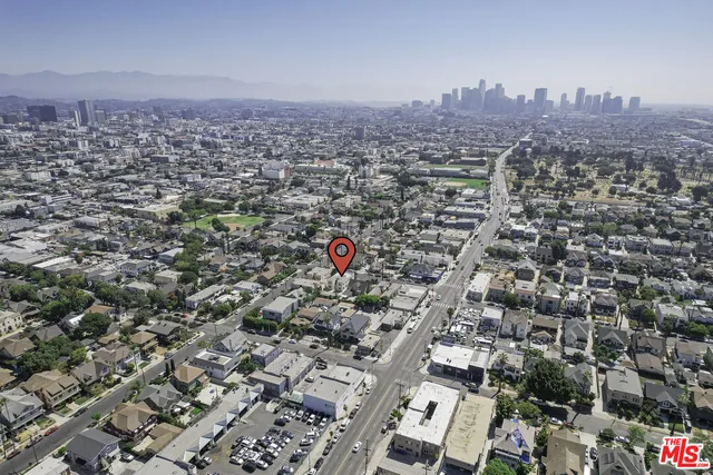 $1,500,000 | 1561 1/2 South Harvard Boulevard, Los Angeles, CA 90006