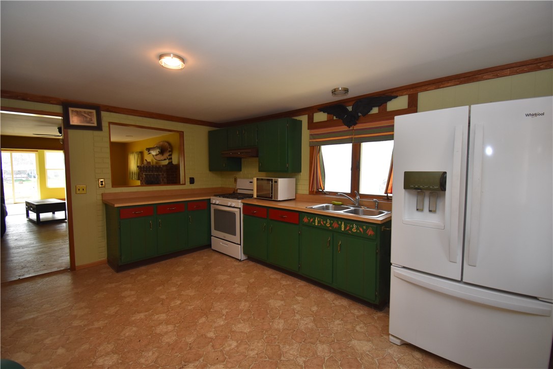 13342 Winding Road Carlton, NY 14571 - Photo 15 of 42