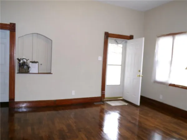 $179,900 | 723 Isley Boulevard, Excelsior Springs, MO 64024