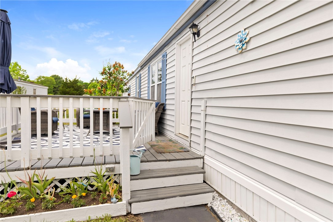 45 Wright Way Coventry, RI 02816 - Photo 6 of 50
