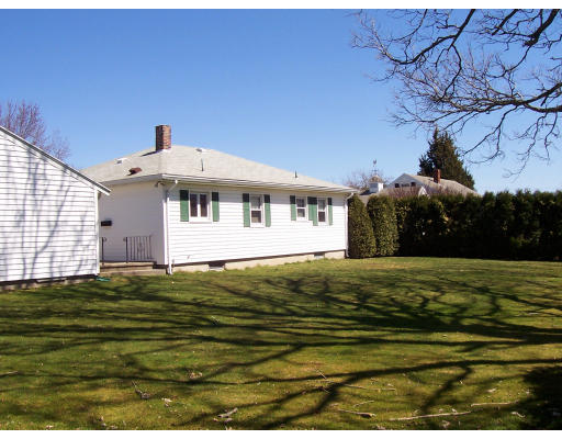 30 Darling Street Acushnet, MA 02743 - Photo 3 of 7 Gallery Image 3