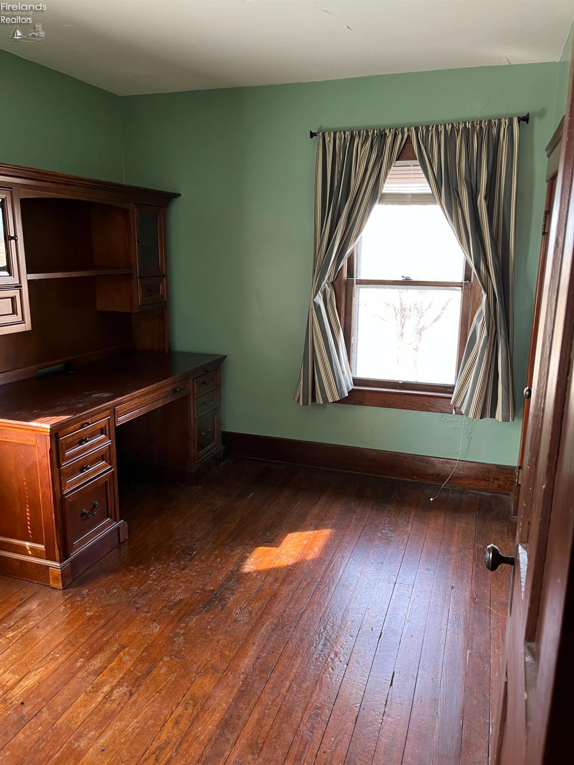 12406 Thompson Road Vermilion, OH 44089 - Photo 20 of 37 Gallery Image 20