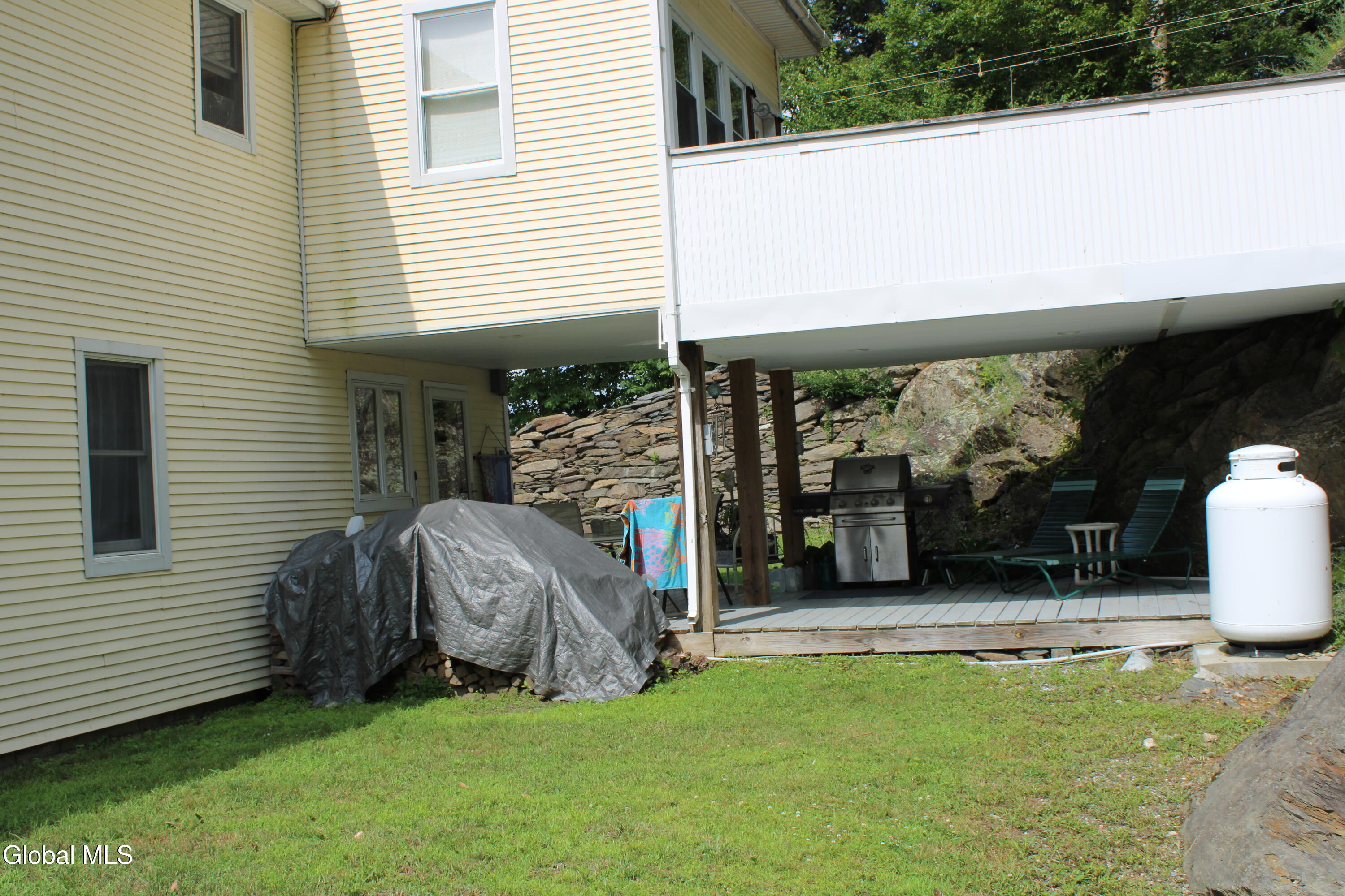 210 East Lake Road Cossayuna, NY 12823 - Photo 11 of 63 10