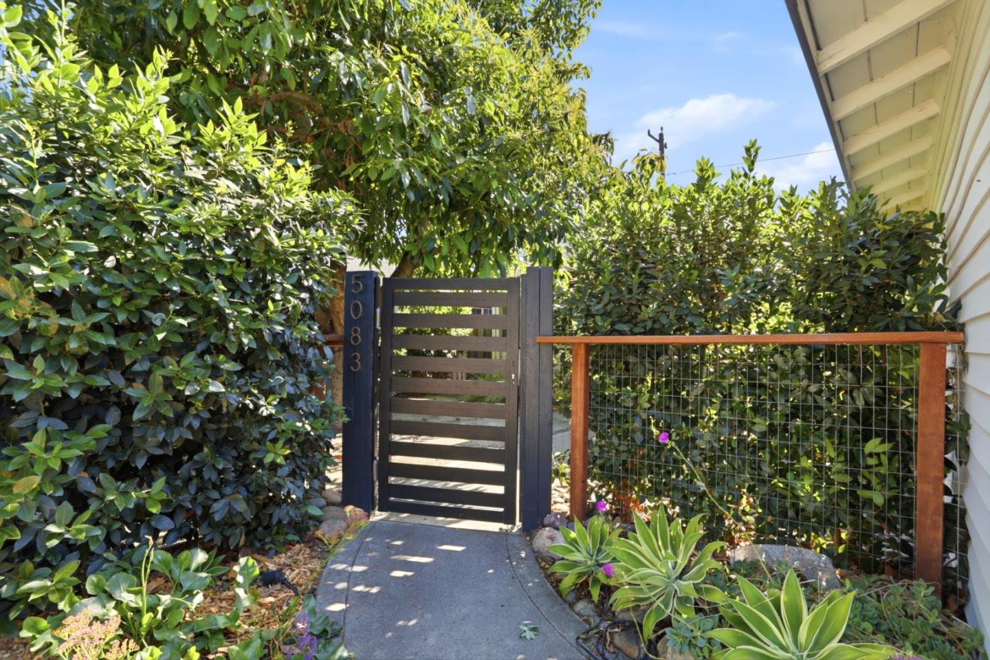 5083 Roeder Road San Jose, CA 95111 - Photo 8 of 39