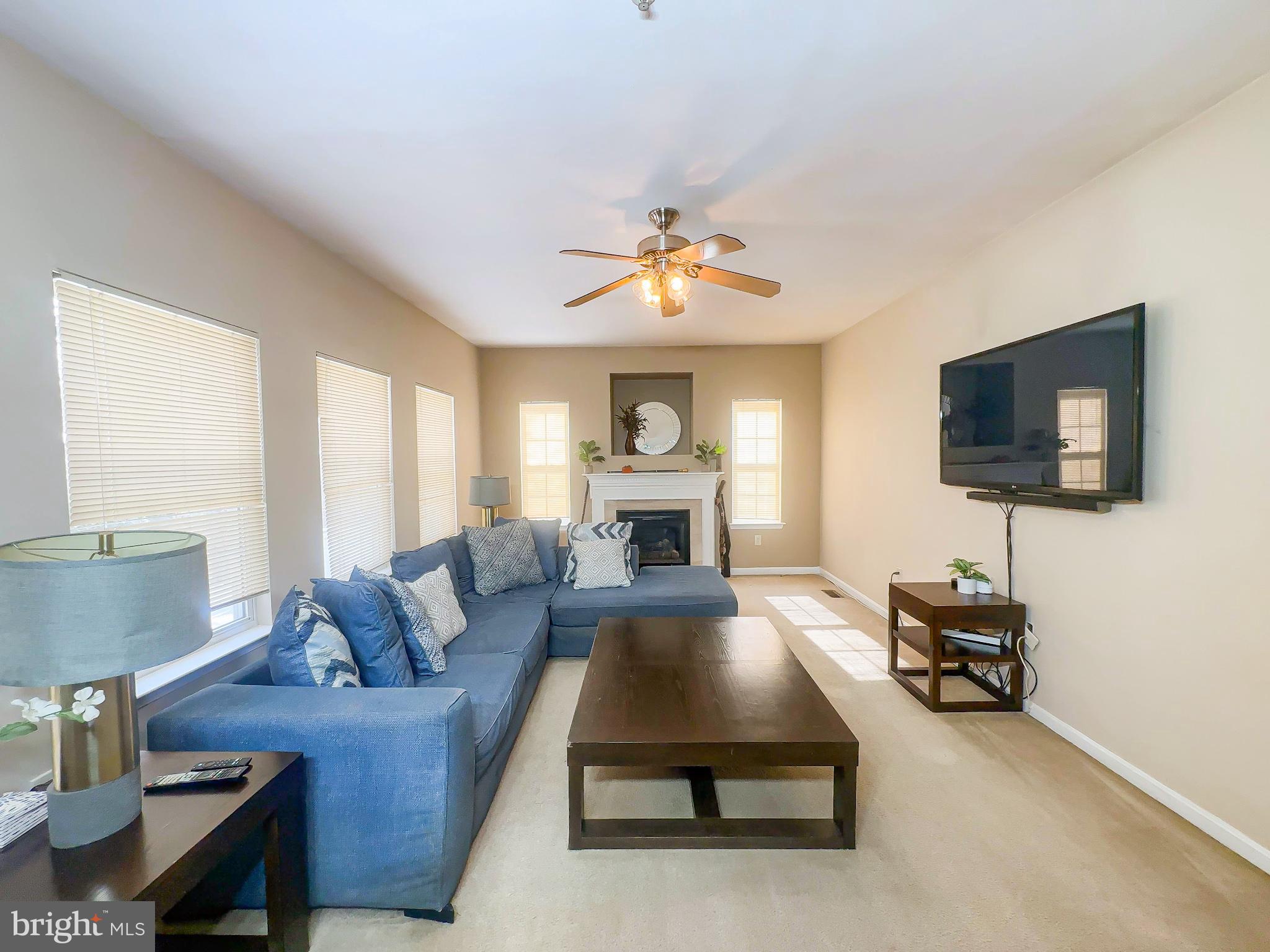 13108 Ridge Brook Court Fort Washington, MD 20744 - Photo 14 of 38 Living Area