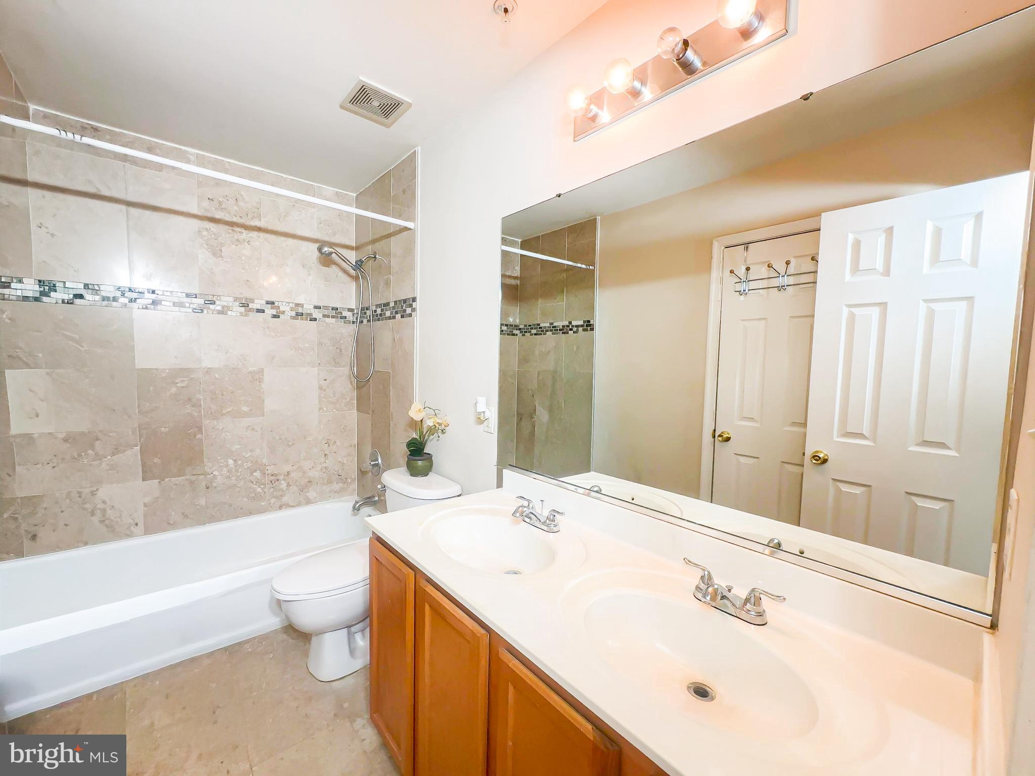 13108 Ridge Brook Court Fort Washington, MD 20744 - Photo 21 of 38 Bathroom